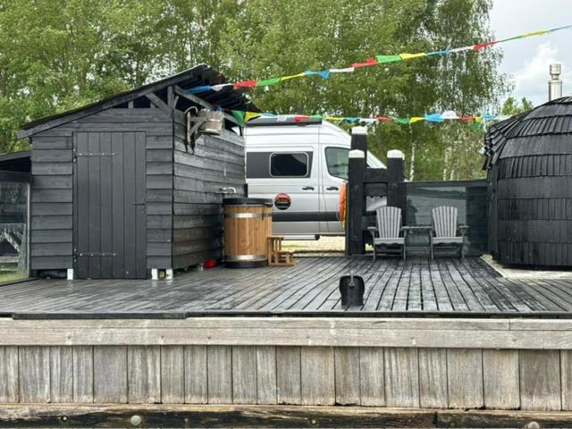 Houseboot Kingfisher, Lake View Бидингхаузен Екстериор снимка